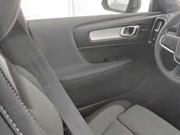 Volvo XC40 Plus Black Edition*360°Kamera*Standh*Alarm* 08/2025-photo-10