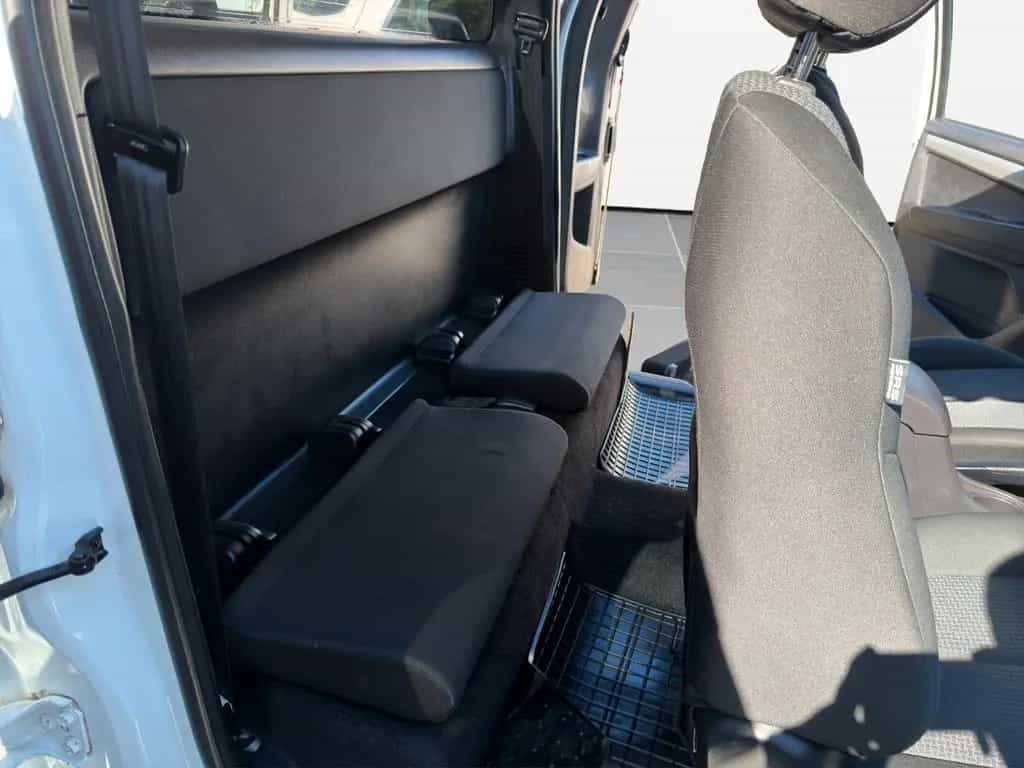 Isuzu D-Max SPACE CAB 4WD - MIT IMPOSANTER OPTIK ! 09/2014-photo-11