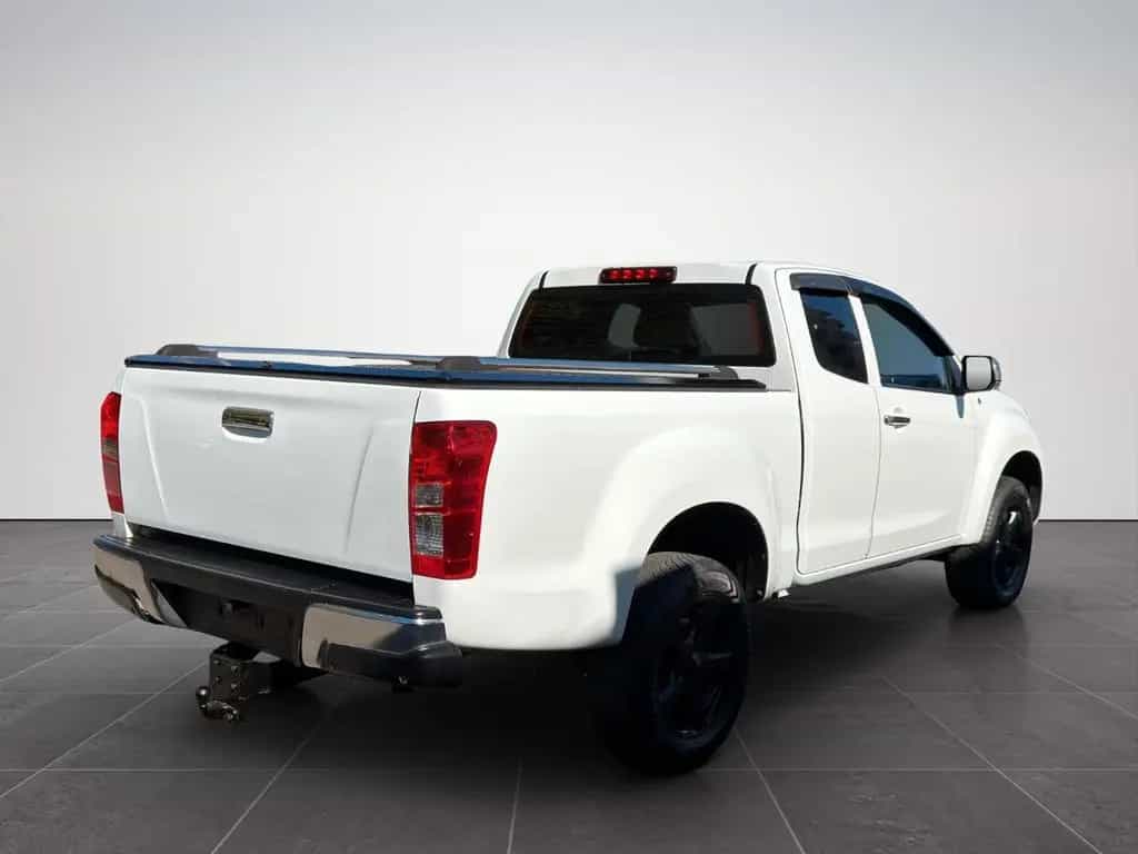Isuzu D-Max SPACE CAB 4WD - MIT IMPOSANTER OPTIK ! 09/2014-photo-4