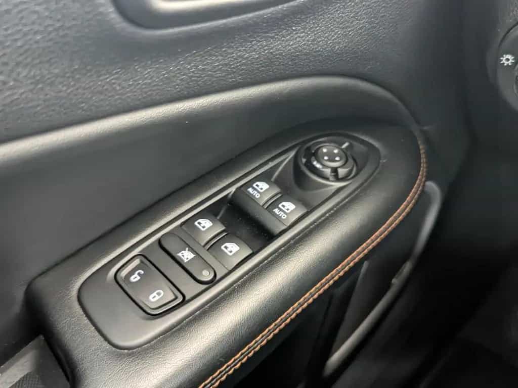 Jeep Compass 1.4 MultiAir Limited FWD LEDER+NAVI+PANO 06/2020-photo-28