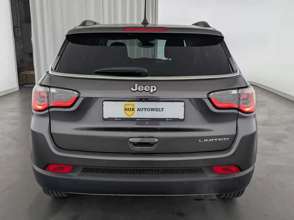 Jeep Compass 1.4 MultiAir Limited FWD LEDER+NAVI+PANO 06/2020-photo-6