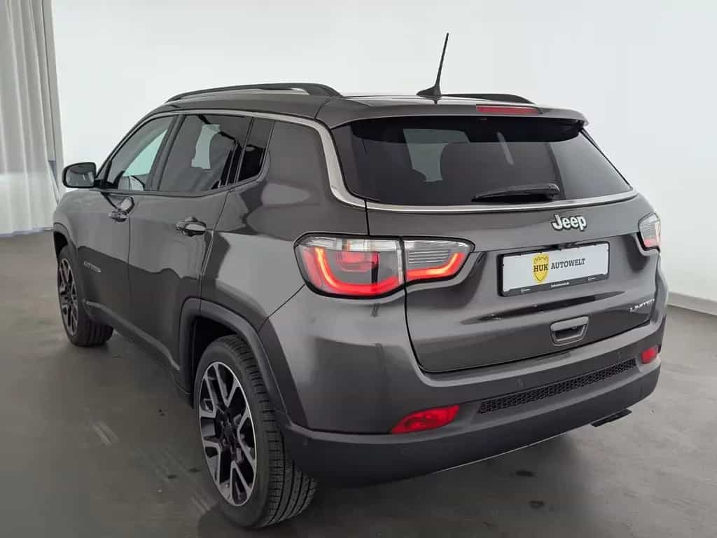 Jeep Compass 1.4 MultiAir Limited FWD LEDER+NAVI+PANO 06/2020-photo-8
