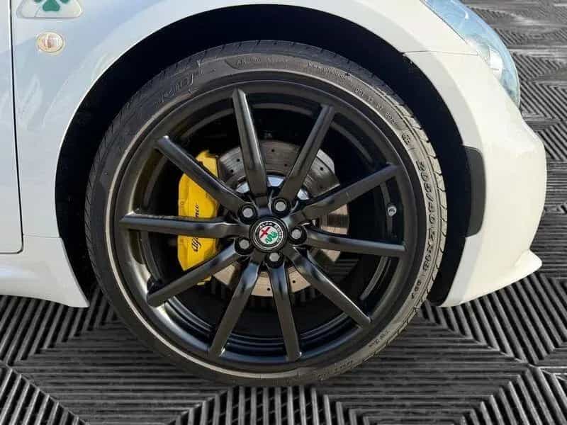 Alfa Romeo 4C 1750 TBi 05/2016-photo-7