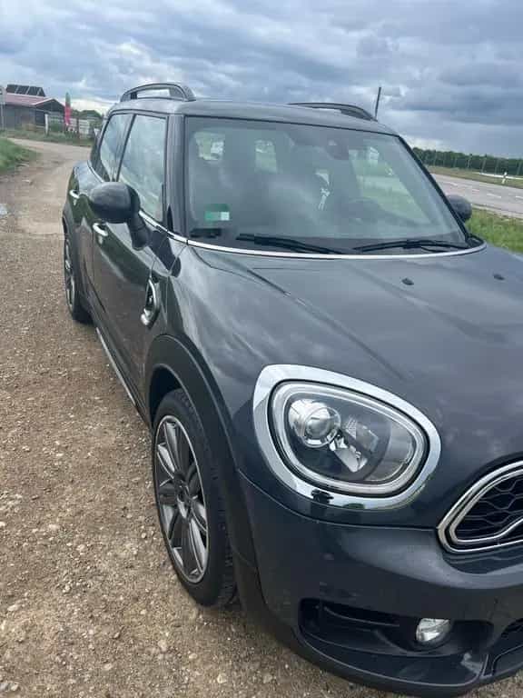 MINI Countryman S (Cooper) 11/2017-photo-2
