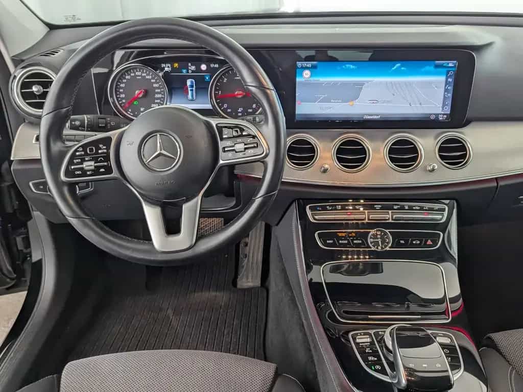 Mercedes-Benz E 220 T d Avantgarde LED+NAVI+ACC+Distronic/eFH. 08/2018-photo-17