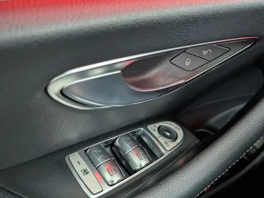 Mercedes-Benz E 220 T d Avantgarde LED+NAVI+ACC+Distronic/eFH. 08/2018-photo-29