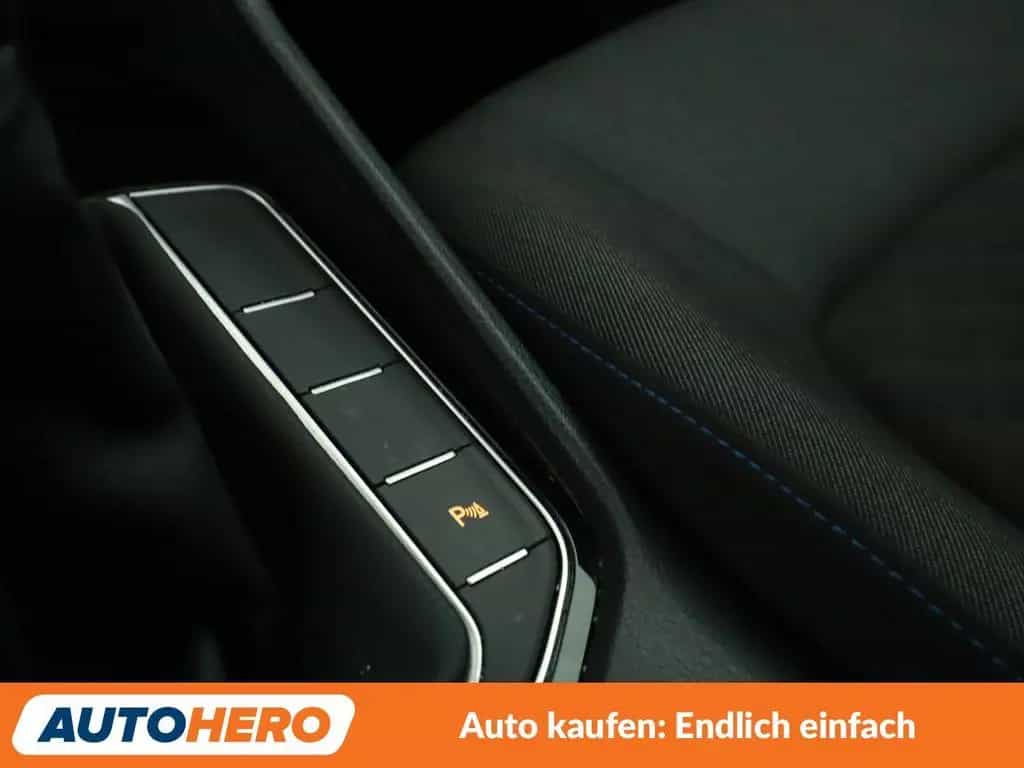 Volkswagen Golf VII Sportsvan 1.0 TSI Join*NAVI*ACC*PDC*SHZ 03/2019-photo-25