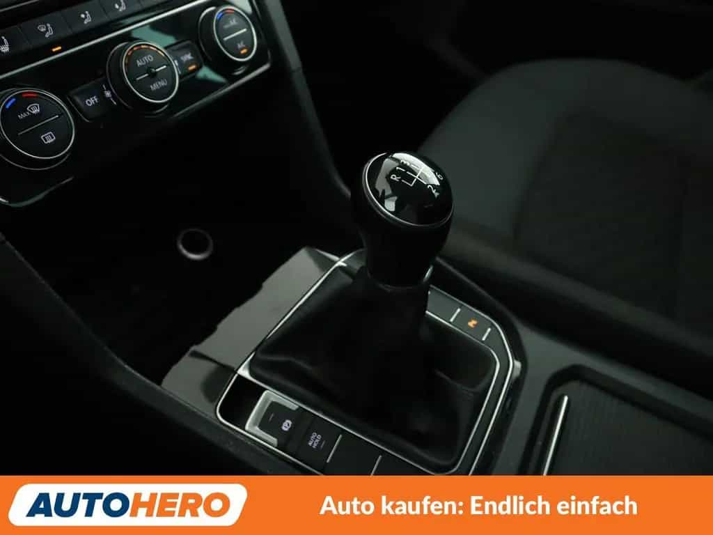 Volkswagen Golf VII Sportsvan 1.0 TSI Join*NAVI*ACC*PDC*SHZ 03/2019-photo-26