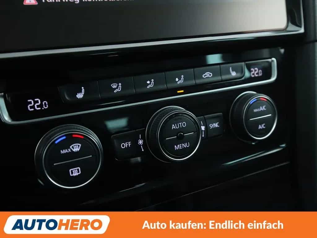 Volkswagen Golf VII 2.0 TDI Highline BM Aut. *ACC*VC*LED* 08/2018-photo-23