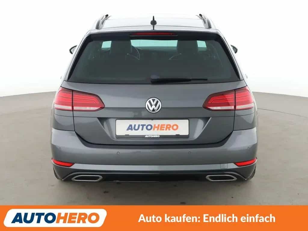 Volkswagen Golf VII 2.0 TDI Highline BM Aut. *ACC*VC*LED* 08/2018-photo-4