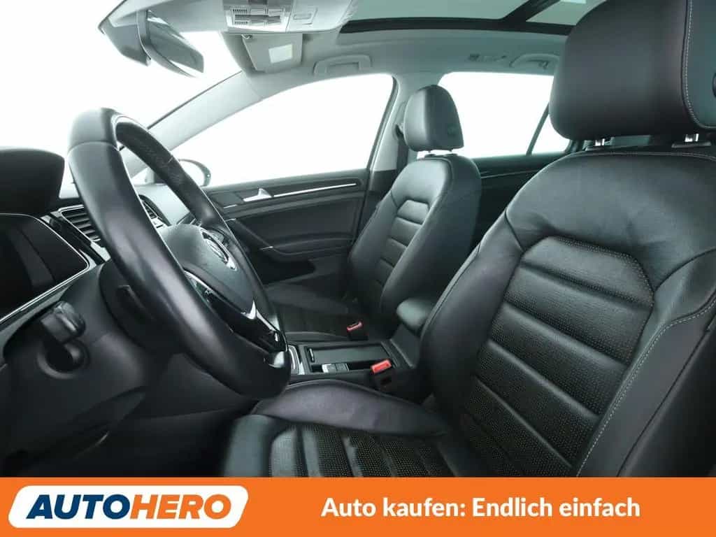 Volkswagen Golf VII 2.0 TDI Highline BM Aut. *ACC*VC*LED* 08/2018-photo-9
