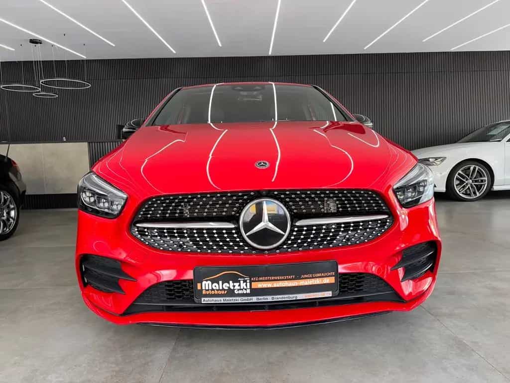 Mercedes-Benz B 220 4Matic AMG*360°Kamera*Distronic*NightPaket 10/2019-photo-1