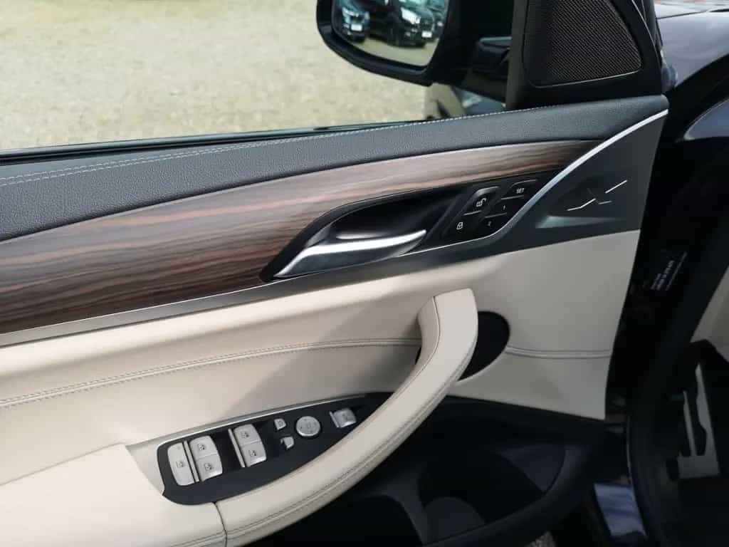 BMW X4 M40 d LED+LEDER+NAVI+KLIMAAUTO+SHZ+PDC+ALU 20 01/2021-photo-9