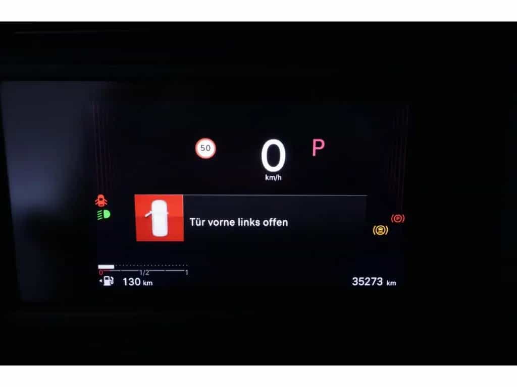 Citroën C4 1.2PureTech Aut.Plus+LED+CARPLAY+KAMERA+TEMPO 03/2025-photo-16