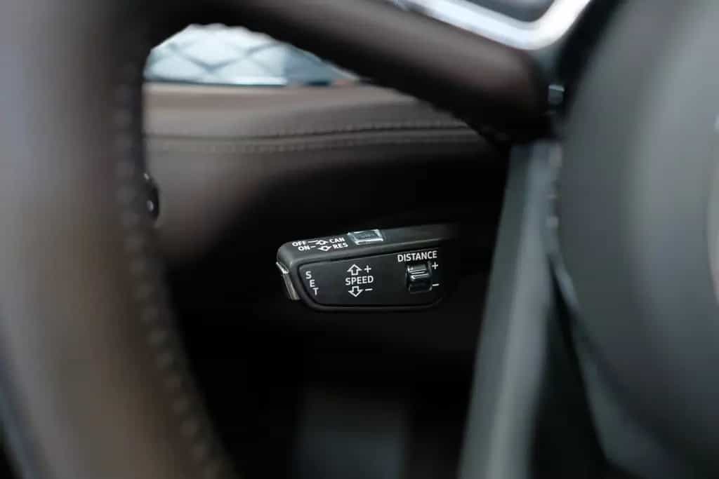 Bentley Bentayga S V8 /MULLINER/NAIM/PANO/TOURING/NIGHT 03/2025-photo-21