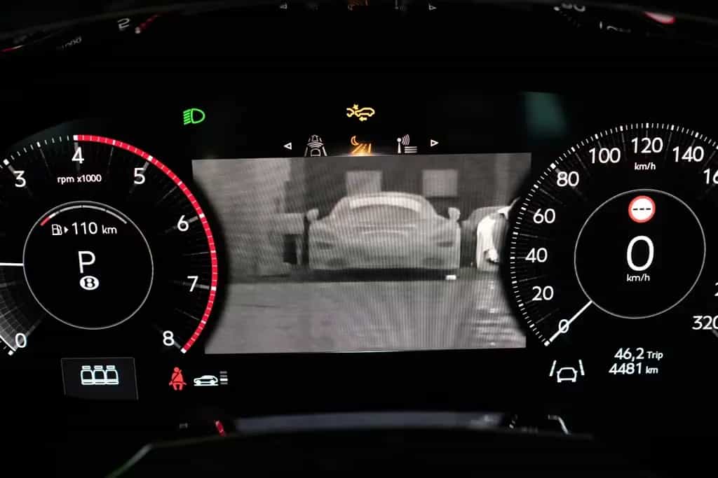 Bentley Bentayga S V8 /MULLINER/NAIM/PANO/TOURING/NIGHT 03/2025-photo-24