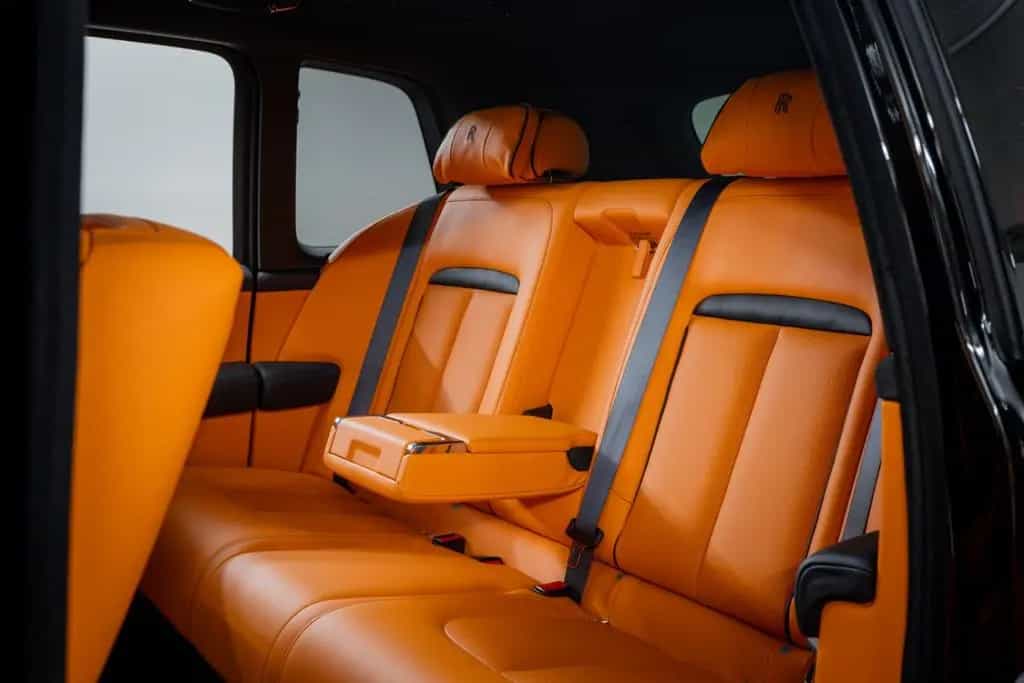 Rolls-Royce Cullinan BLACK BADGE  NEW COC PROD.2026 null-photo-11