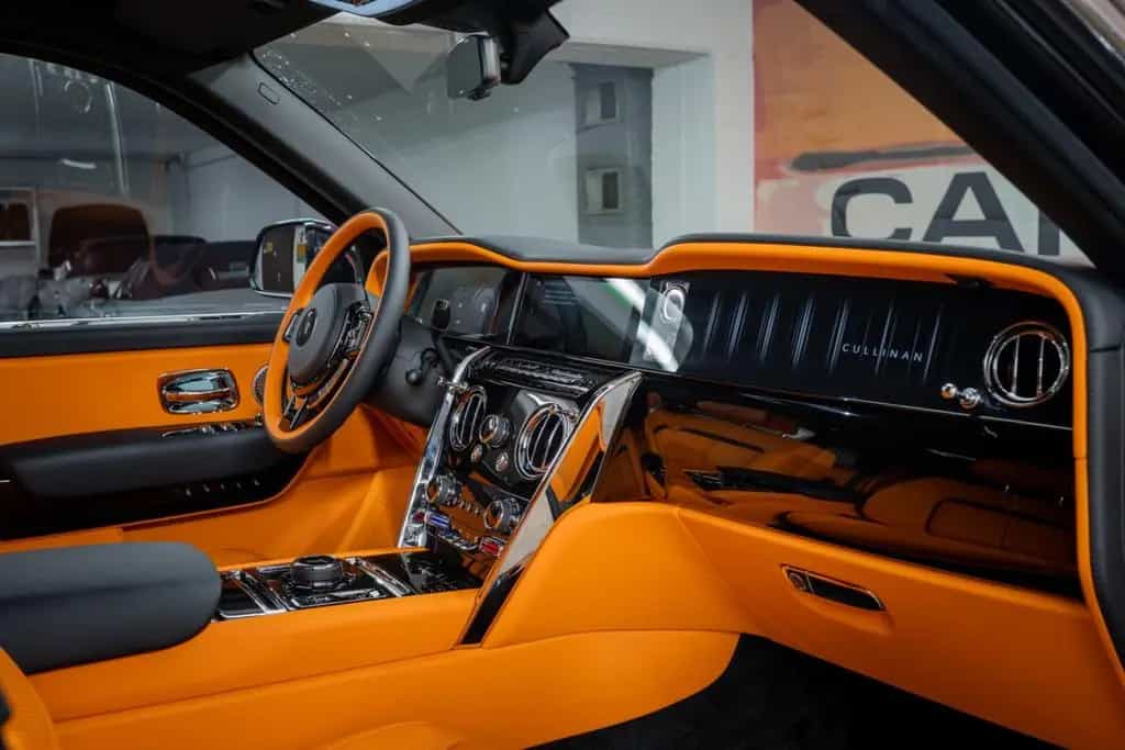 Rolls-Royce Cullinan BLACK BADGE  NEW COC PROD.2026 null-photo-12