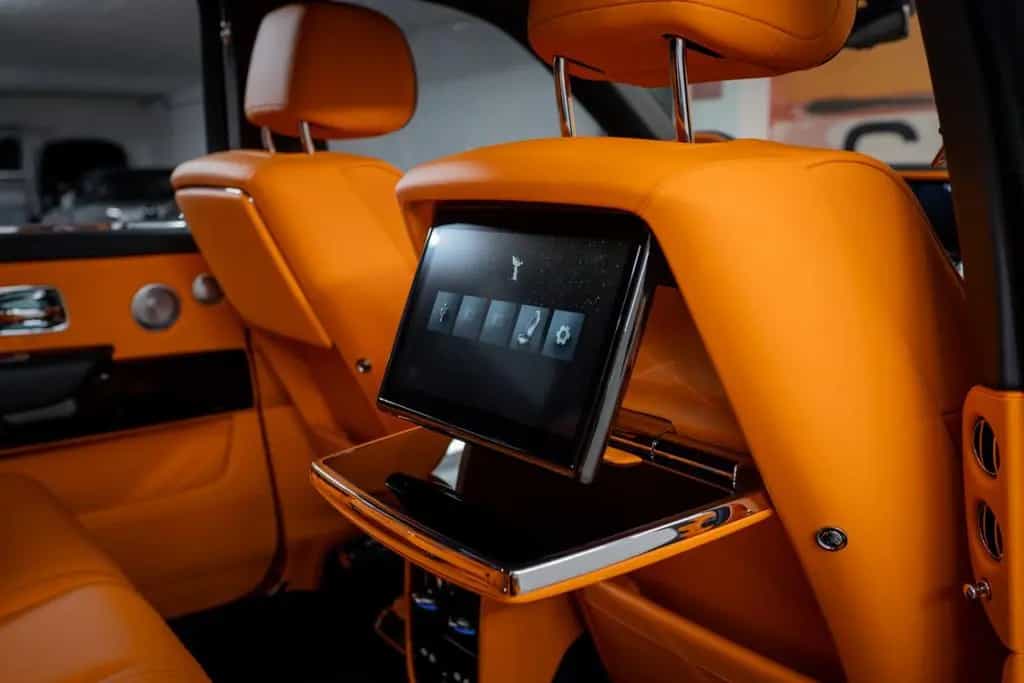 Rolls-Royce Cullinan BLACK BADGE  NEW COC PROD.2026 null-photo-14