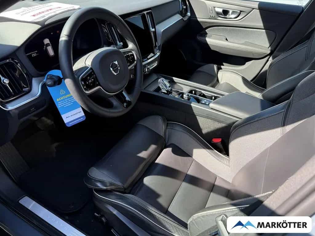 Volvo V60 Cross Country Plus AWD/LED/NAVI/PDC/SHZ/LHZ 04/2023-photo-2