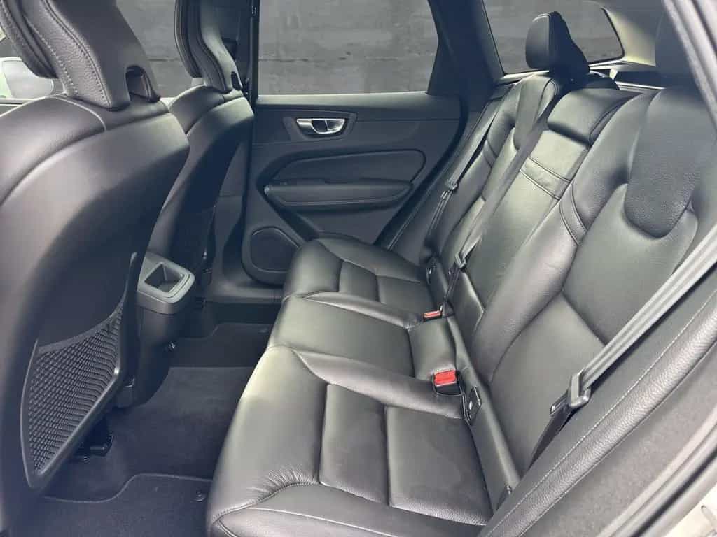 Volvo XC60 B5 (Diesel) AWD Inscription (EURO 6d-TEMP) 05/2020-photo-11