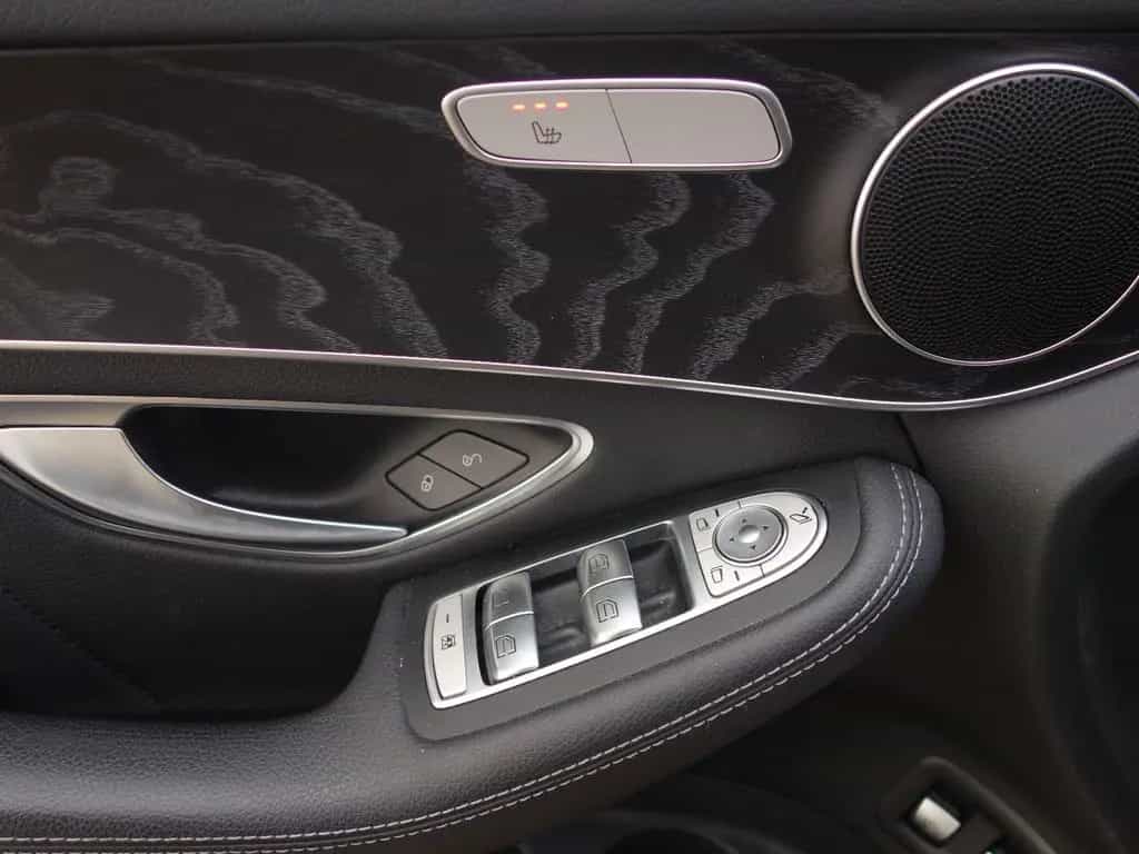 Mercedes-Benz GLC 300 Coupe  4Matic Autom AHK NAVI Leder LED 11/2017-photo-21