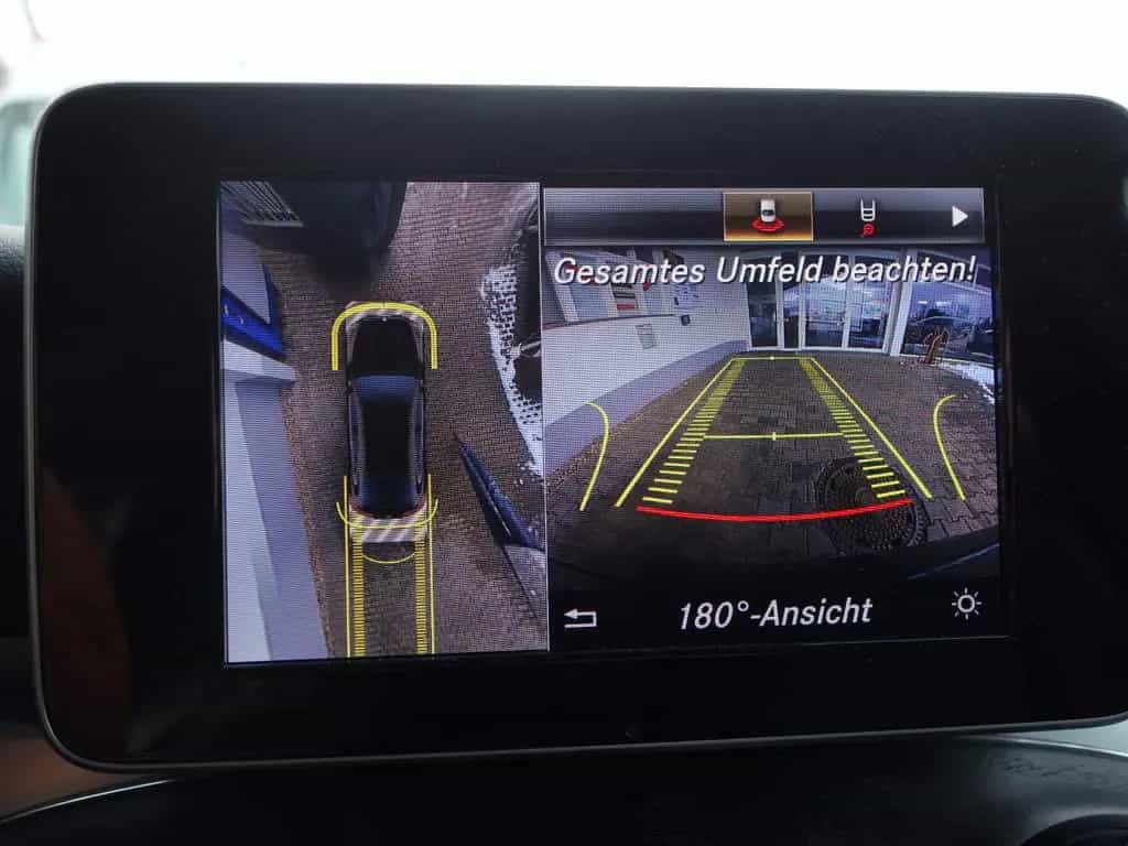 Mercedes-Benz GLC 300 Coupe  4Matic Autom AHK NAVI Leder LED 11/2017-photo-24