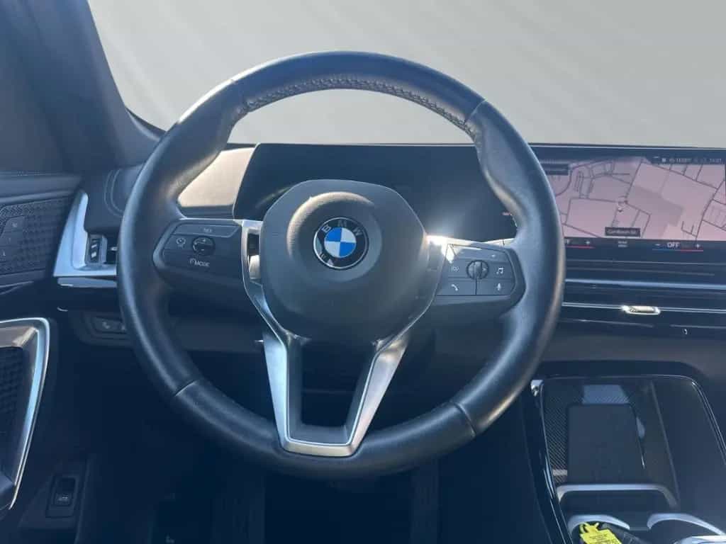 BMW X1 sDrive18d AHK adapt. LED elektr. Sitzverstell 02/2023-photo-11