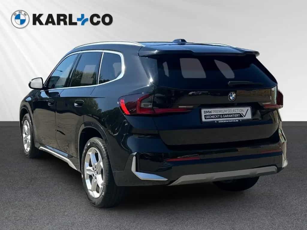 BMW X1 sDrive18d AHK adapt. LED elektr. Sitzverstell 02/2023-photo-2