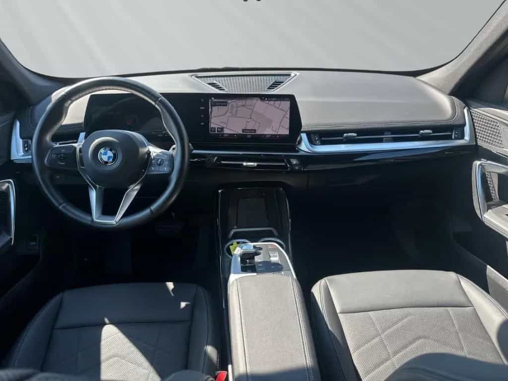BMW X1 sDrive18d AHK adapt. LED elektr. Sitzverstell 02/2023-photo-9