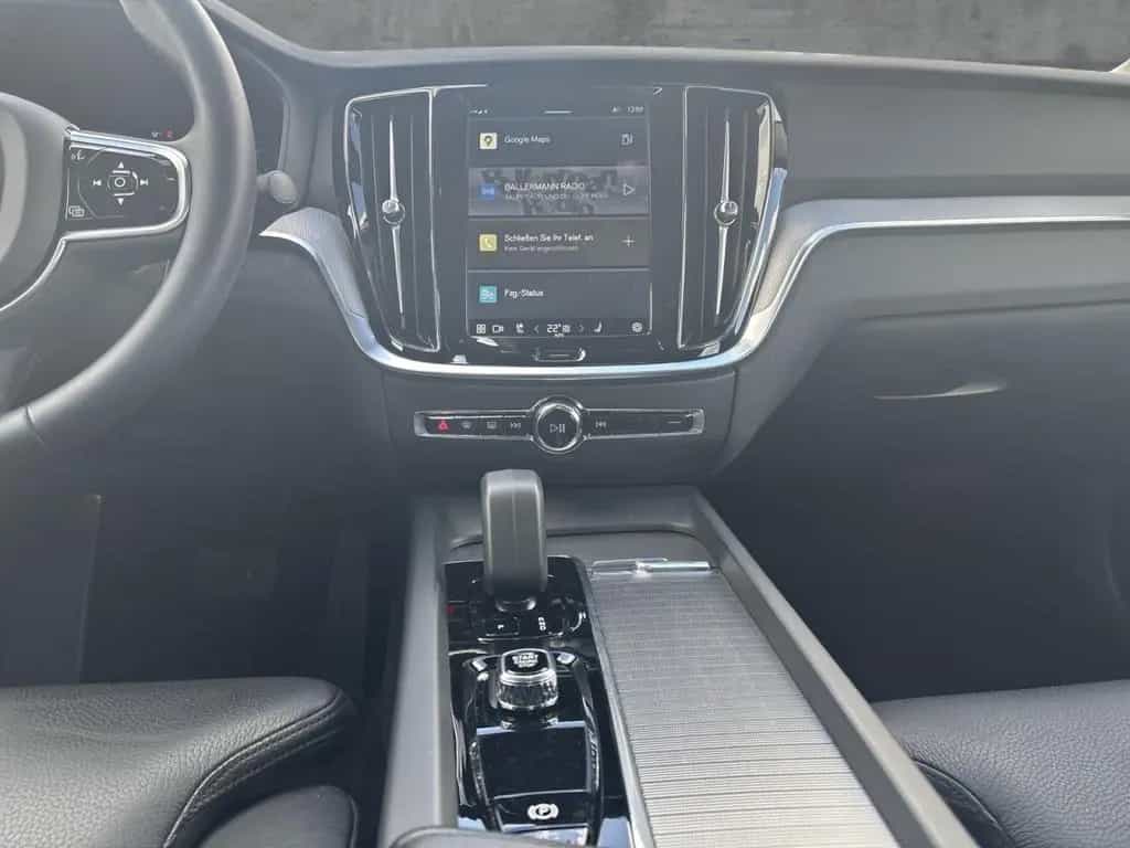 Volvo S60 B4 Benzin Plus Dark Klima Leder 12/2023-photo-10