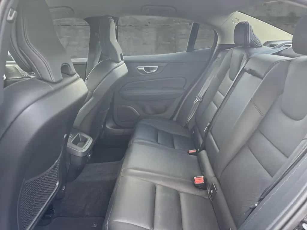 Volvo S60 B4 Benzin Plus Dark Klima Leder 12/2023-photo-11
