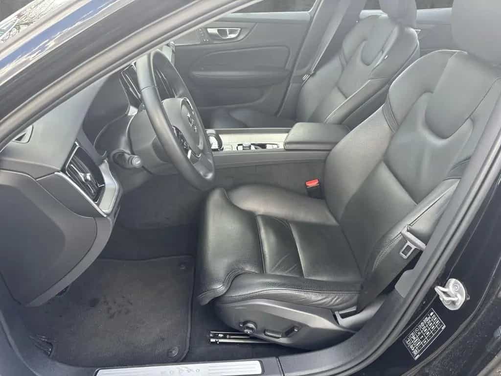 Volvo S60 B4 Benzin Plus Dark Klima Leder 12/2023-photo-8