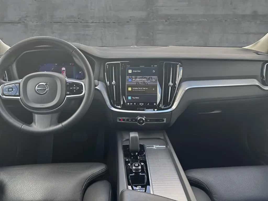 Volvo S60 B4 Benzin Plus Dark Klima Leder 12/2023-photo-9