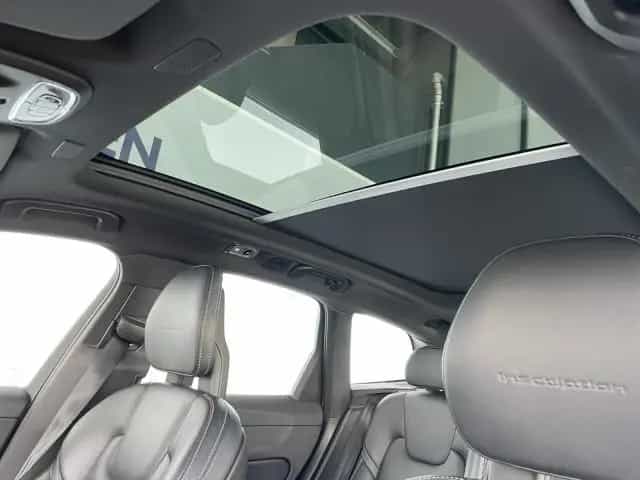 Volvo XC60 D5 AWD Inscription (EURO 6d-TEMP) Klima 04/2018-photo-10