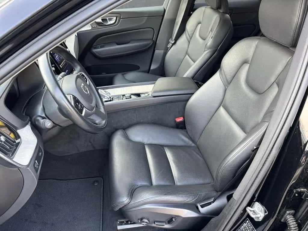 Volvo XC60 B5 (Diesel) AWD Inscription (EURO 6d) 12/2021-photo-8