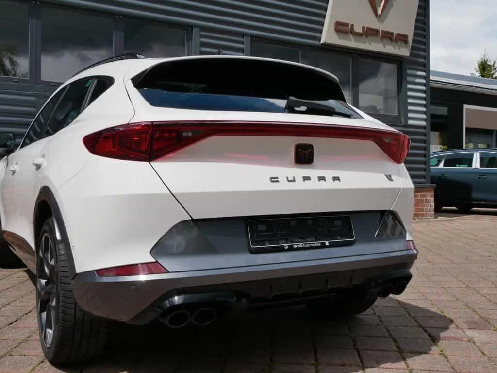 Cupra Formentor VZ 4Drive 310PS|4Drive|AHK|Panorama 06/2023-photo-14