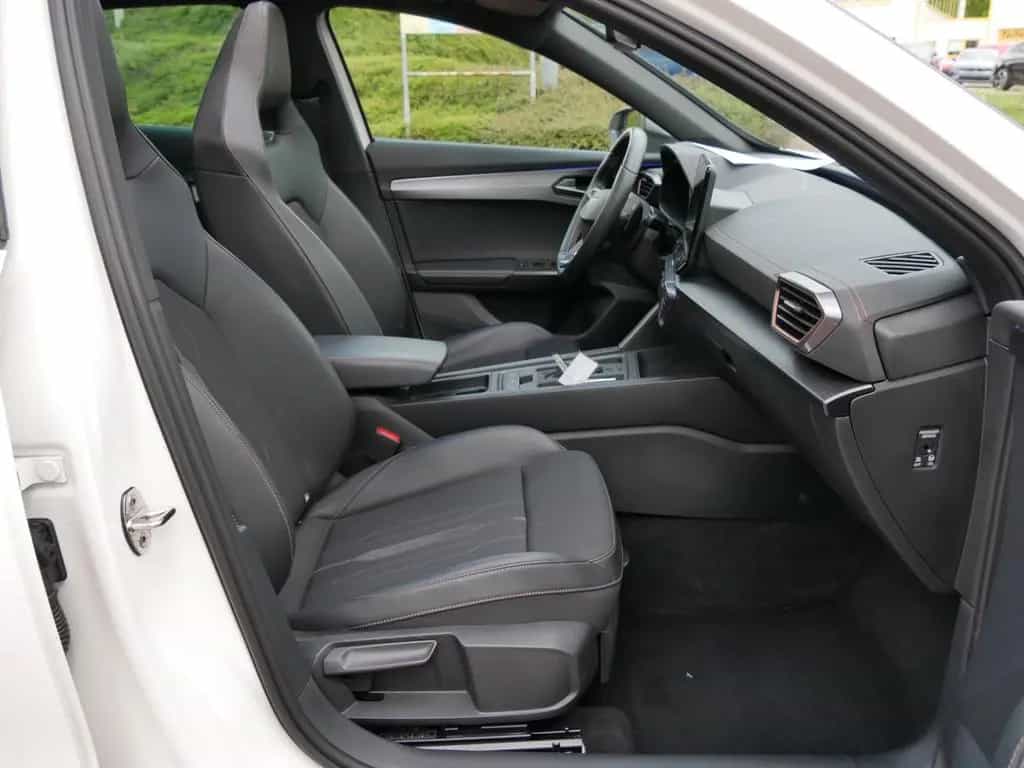 Cupra Formentor VZ 4Drive 310PS|4Drive|AHK|Panorama 06/2023-photo-28