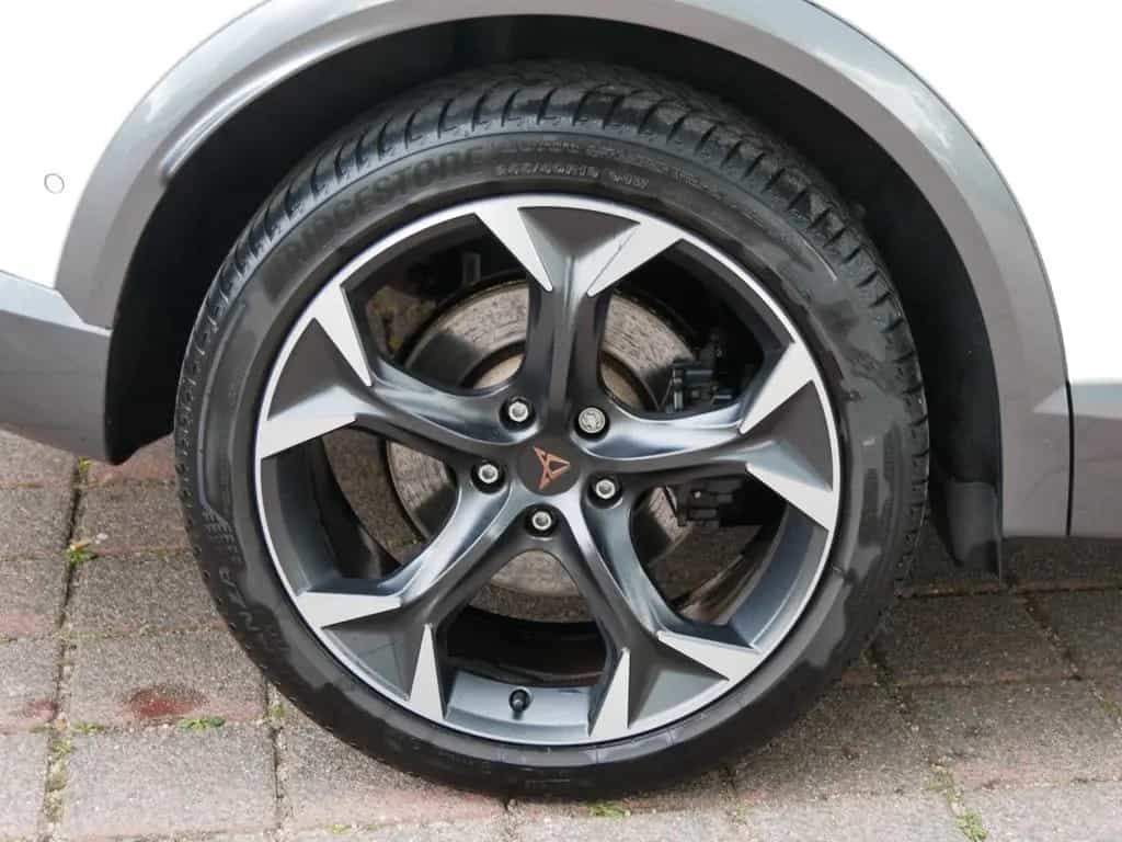 Cupra Formentor VZ 4Drive 310PS|4Drive|AHK|Panorama 06/2023-photo-3