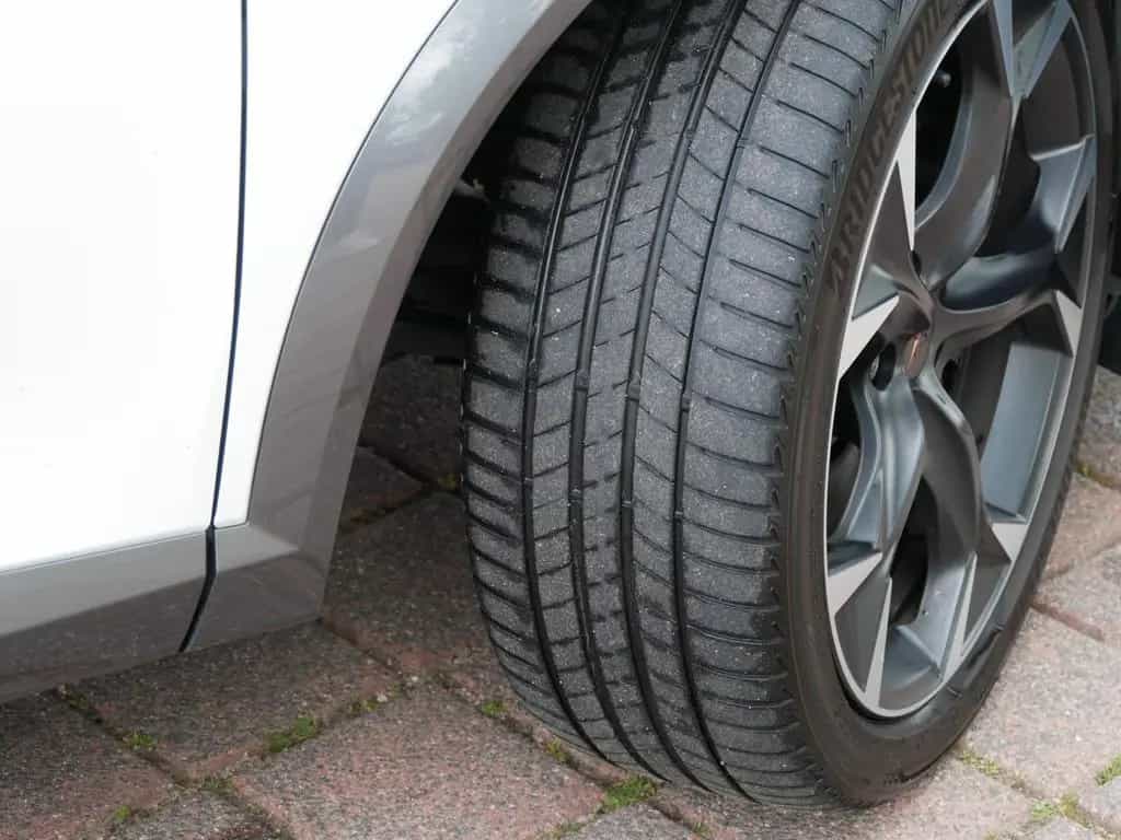 Cupra Formentor VZ 4Drive 310PS|4Drive|AHK|Panorama 06/2023-photo-4