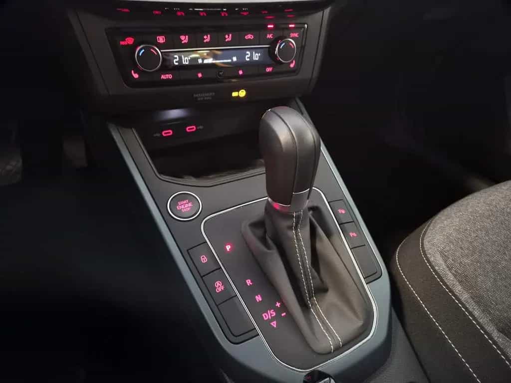 Seat Arona Xperience / KAMERA / CARPLAY/NAVI 02/2022-photo-14