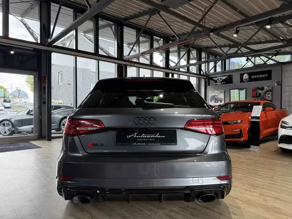 Audi RS3 2.5 TFSI quattro*SCHALE*PANO*KAMERA*ACC*LED 12/2020-photo-5