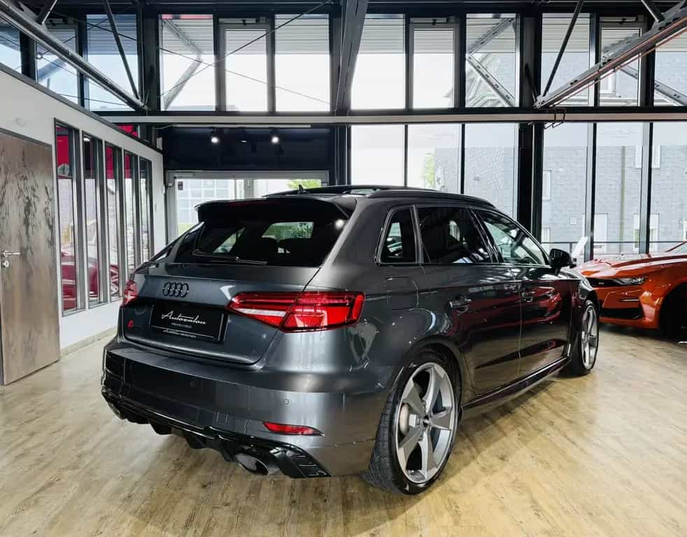 Audi RS3 2.5 TFSI quattro*SCHALE*PANO*KAMERA*ACC*LED 12/2020-photo-6
