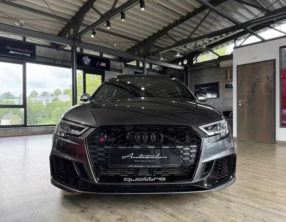 Audi RS3 2.5 TFSI quattro*SCHALE*PANO*KAMERA*ACC*LED 12/2020-photo-9