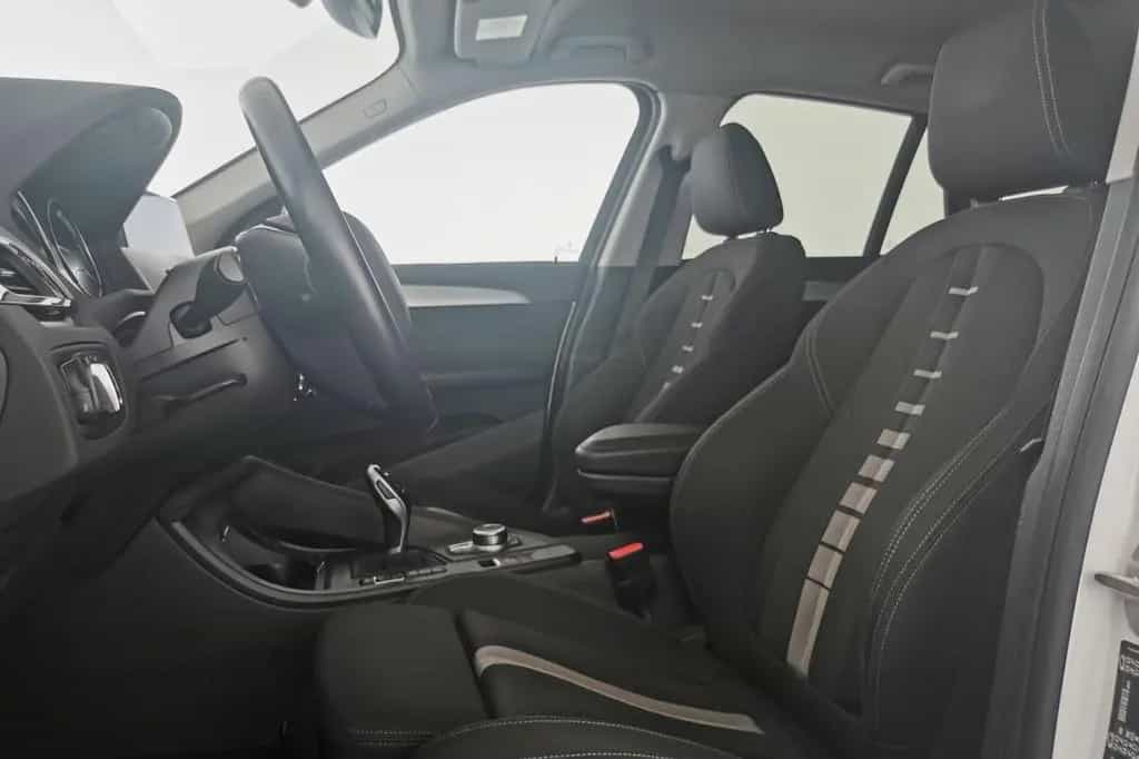 BMW X1 sDrive20i Advantage LED+NAVI+PDC+SHZ+TEMP+BC 02/2020-photo-9