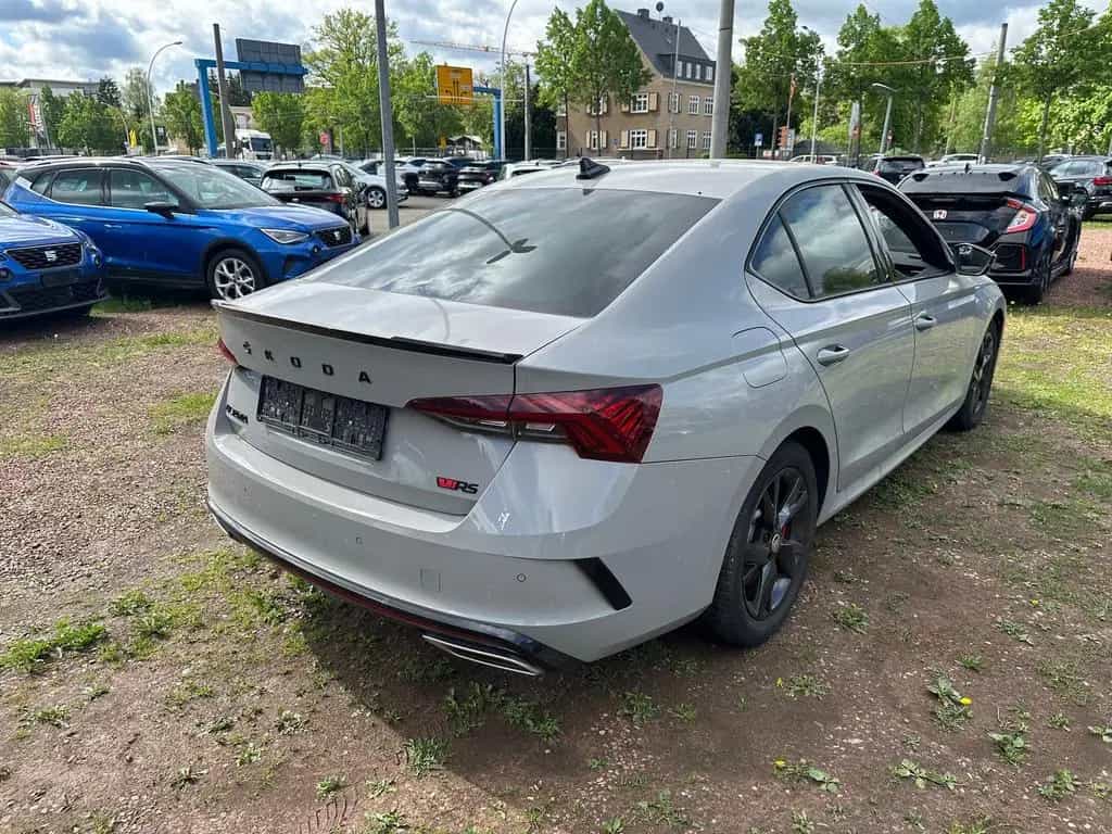 Skoda Octavia Lim. 2.0 TSI DSG RS First Edition 19Z.|A 04/2021-photo-2