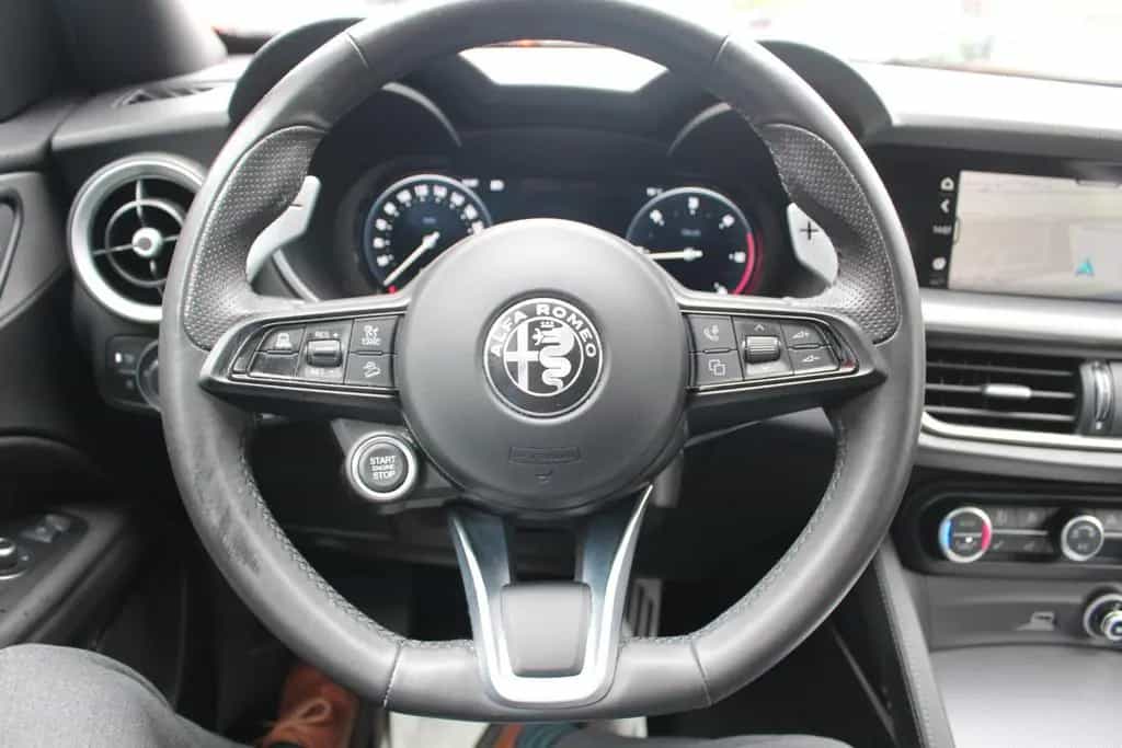 Alfa Romeo Stelvio Veloce Q4 PANO-DACH/MATRIX-LED 11/2023-photo-14