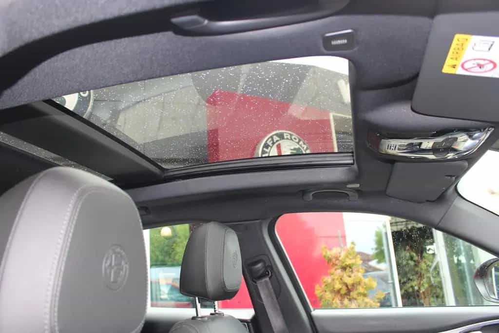 Alfa Romeo Stelvio Veloce Q4 PANO-DACH/MATRIX-LED 11/2023-photo-5