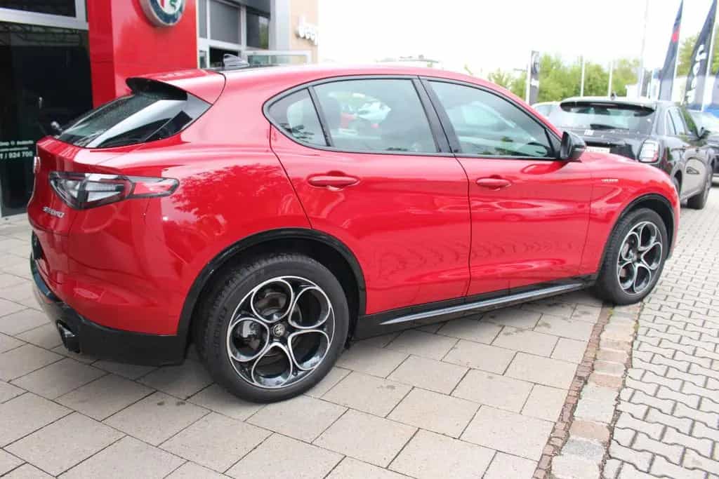 Alfa Romeo Stelvio Veloce Q4 PANO-DACH/MATRIX-LED 11/2023-photo-6
