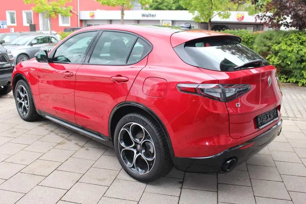 Alfa Romeo Stelvio Veloce Q4 PANO-DACH/MATRIX-LED 11/2023-photo-7